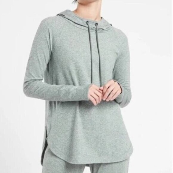 Athleta Uptempo Hoodie Sweatshirt Light Gray Lightweight Size Medium - Picture 1 of 8